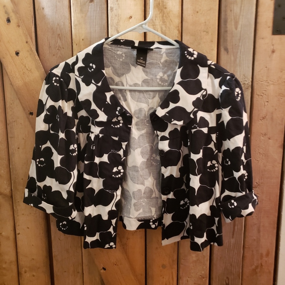 Blazer - Picture 3 of 3